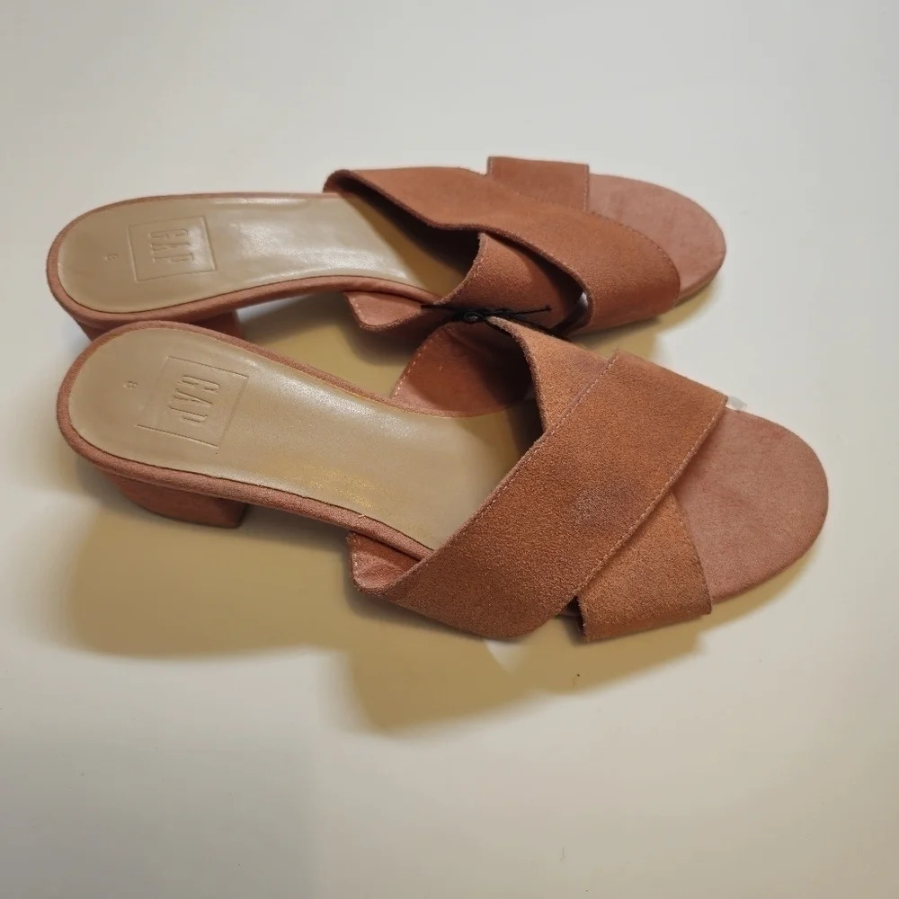 Criss-Cross Block Heel Mules - Picture 4 of 11